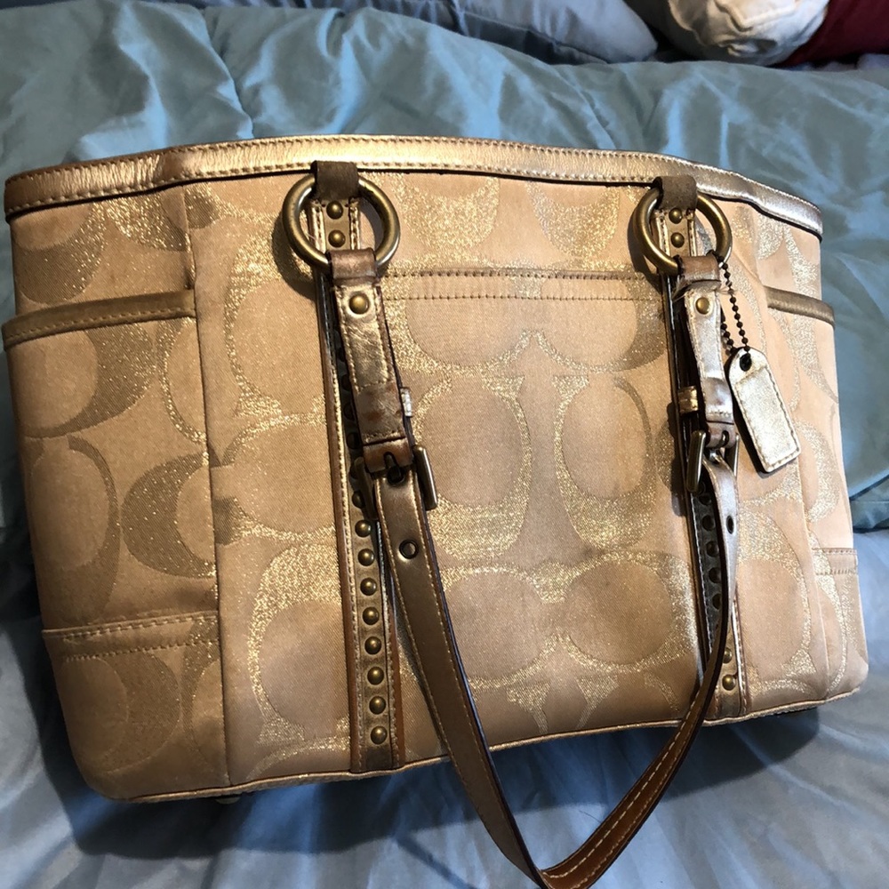 Coach Handbag - Picture 2 of 6